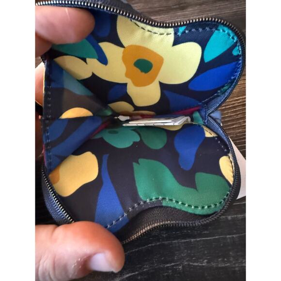 NWT Lug Classic Heart Pouch in the Wildflower/Geo Grid - Picture 3 of 6